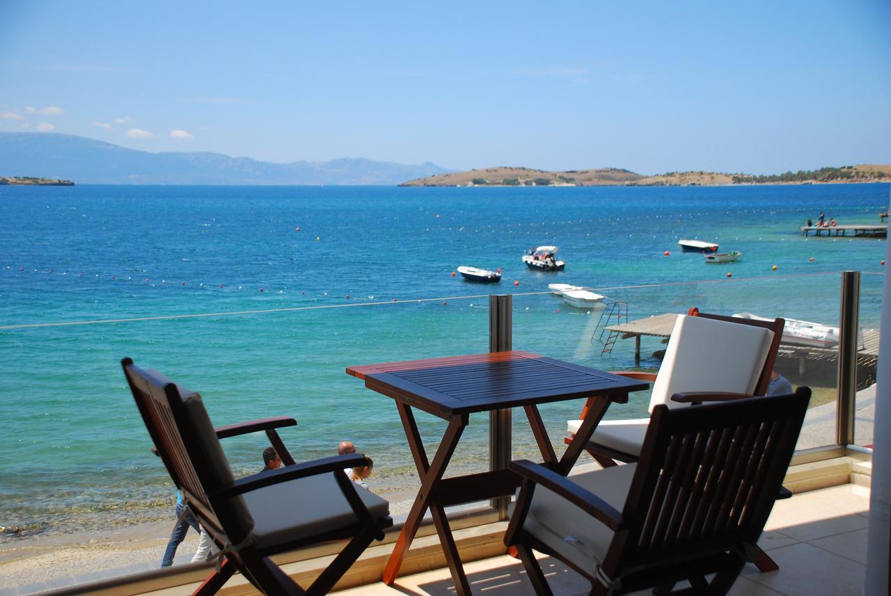 Foca Antik Otel Exterior photo