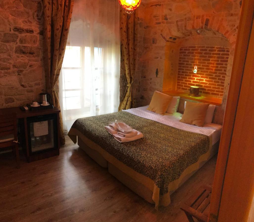 Foca Antik Otel Exterior photo
