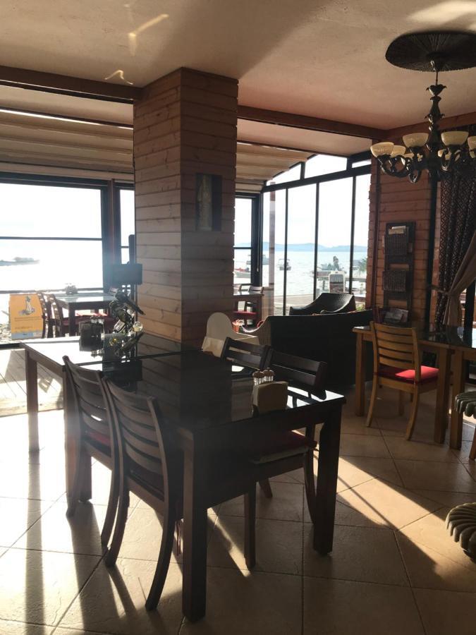 Foca Antik Otel Exterior photo